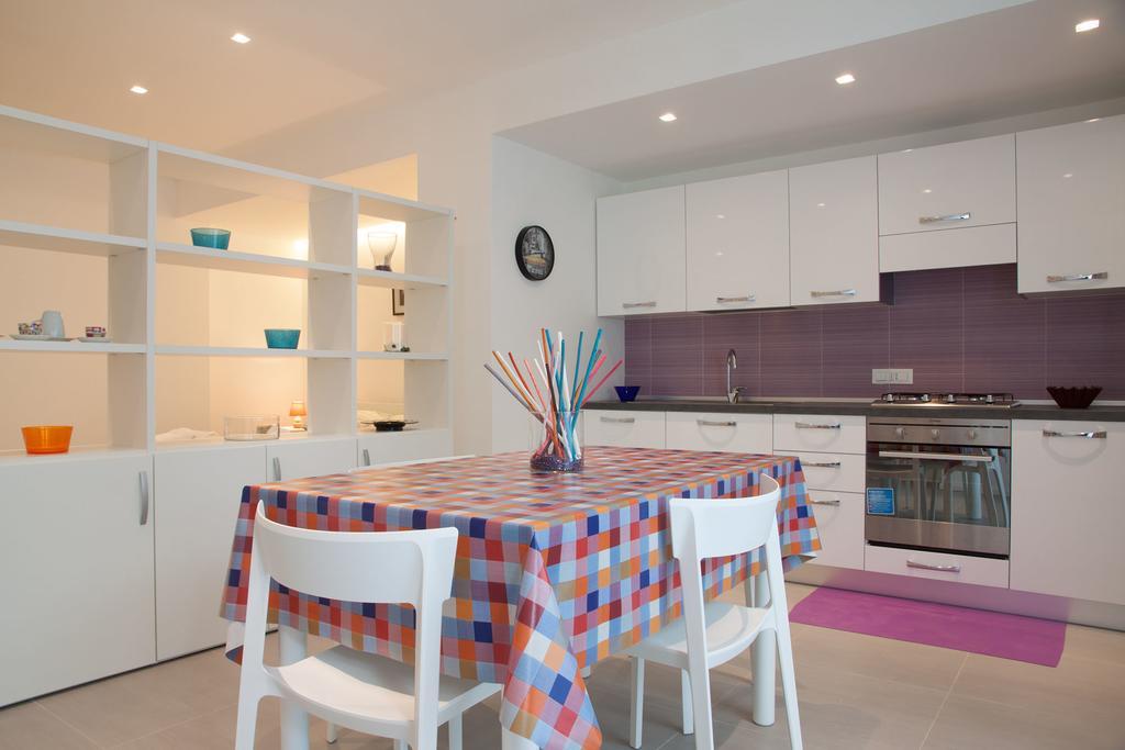 Baia Degli Ulivi Apartments 체팔루 객실 사진