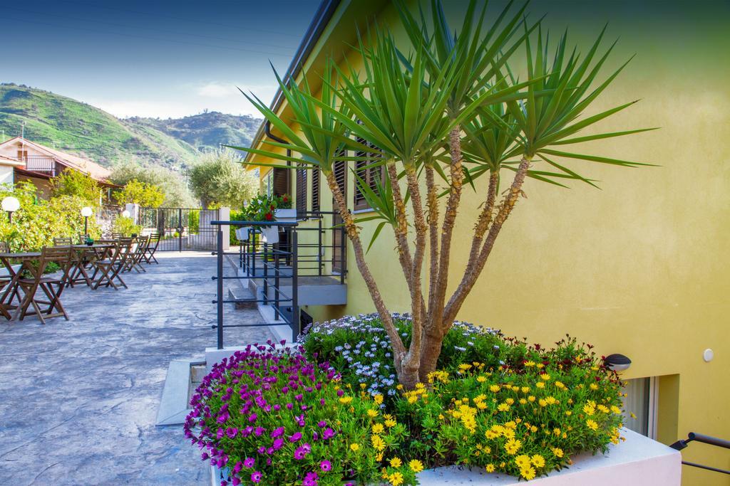 Baia Degli Ulivi Apartments 체팔루 외부 사진