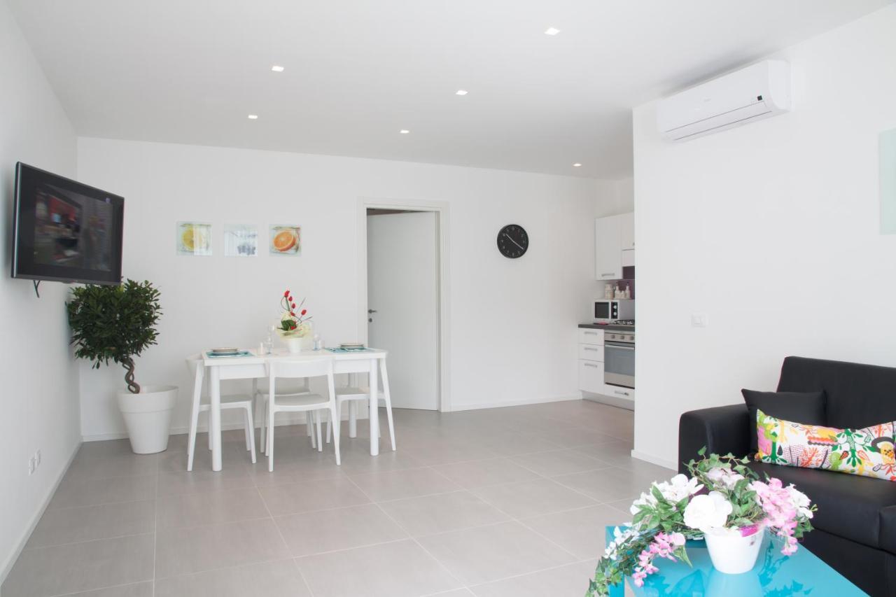 Baia Degli Ulivi Apartments 체팔루 객실 사진