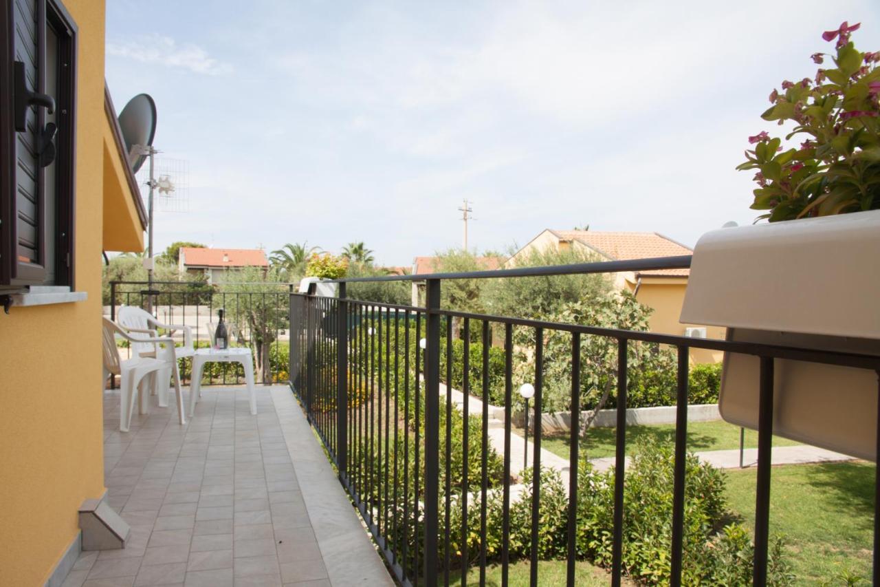 Baia Degli Ulivi Apartments 체팔루 객실 사진